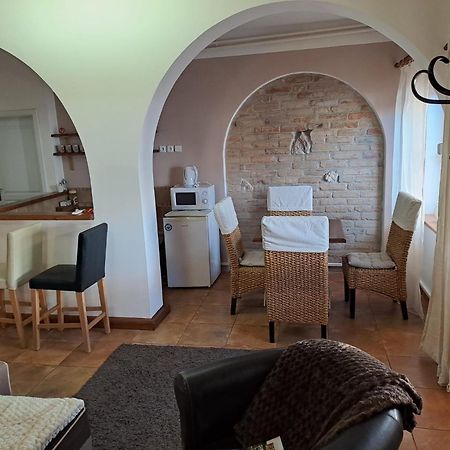 Apartman Romana Postorna Ngoại thất bức ảnh