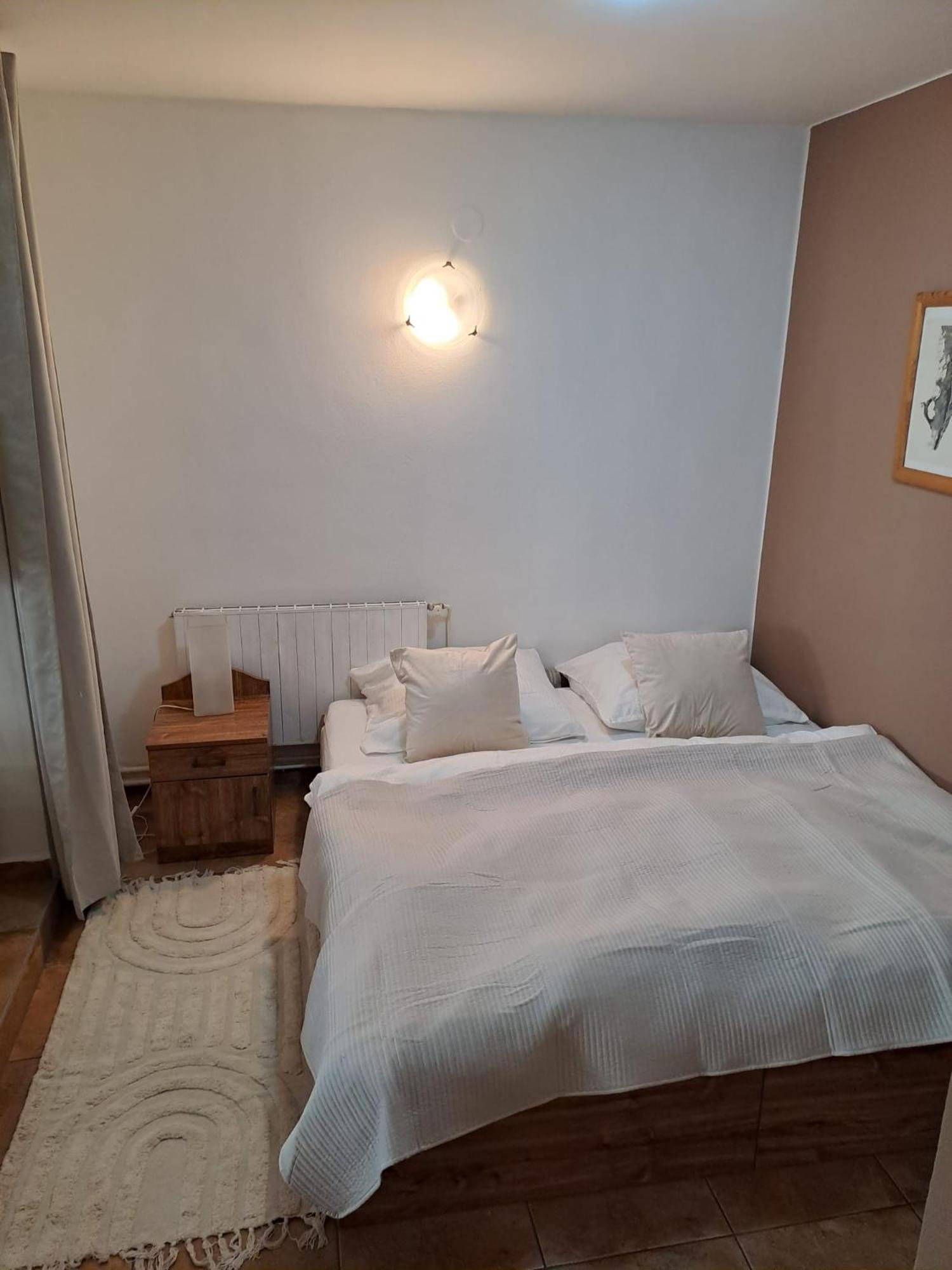 Apartman Romana Postorna Ngoại thất bức ảnh
